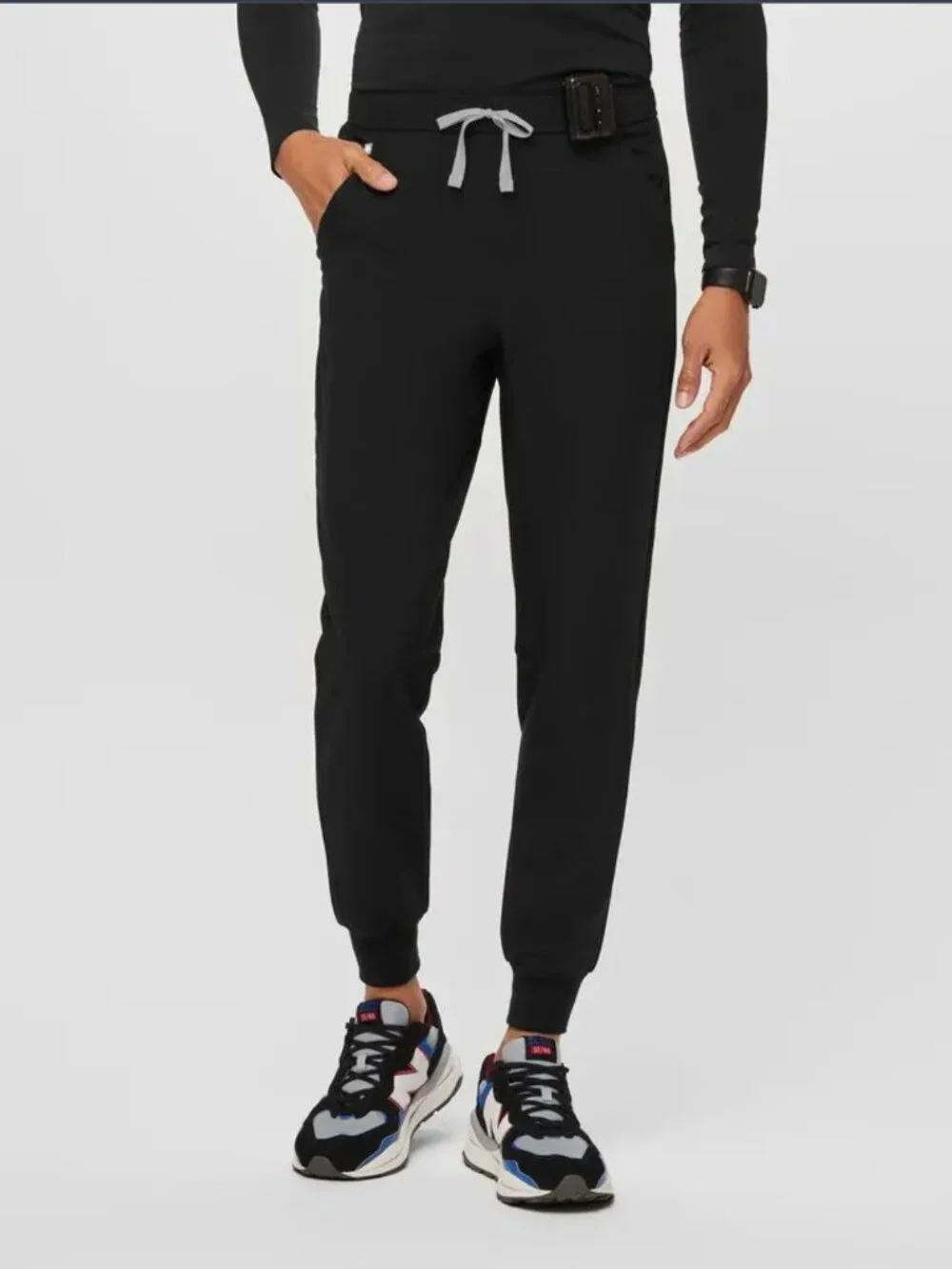 Figs Scrub Set Mens Size M Black New (Leon 3-Pocket Top + Tansen Jogger Pants)
